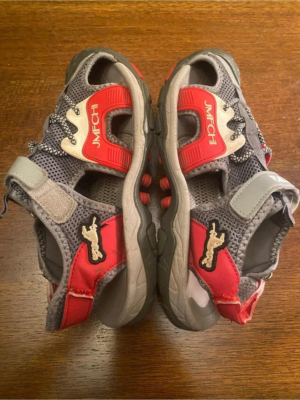 VITIKE Unisex Kids Strappy Sandals Gray Red Hook & Loop Mesh Open Toe men size 7